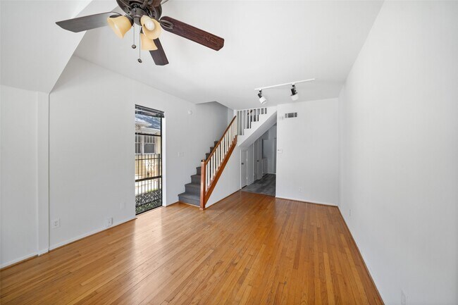 Foto del edificio - 518 Hawthorne St