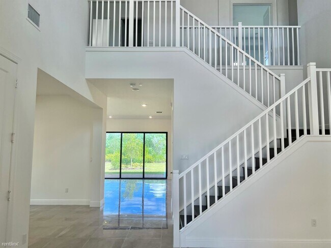 Foto del edificio - 5 br, 5.5 bath House - 12745 Bayside Ct