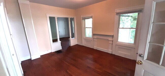 Foto del edificio - 504 S Aurora St