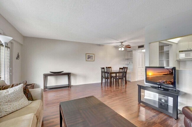 Foto del edificio - 30 Mansfield A