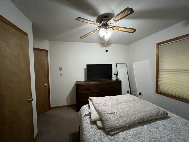 Building Photo - 3124 Snowdon Dr
