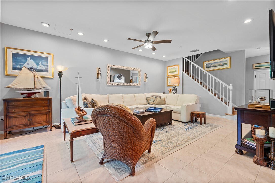 Foto principal - 14705 Sutherland Ave