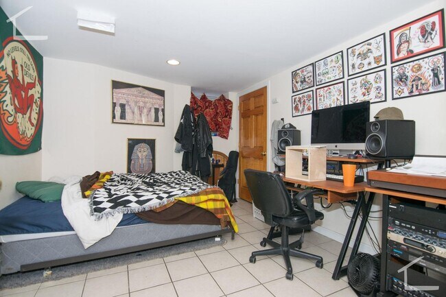 Foto del edificio - 82 Allston St