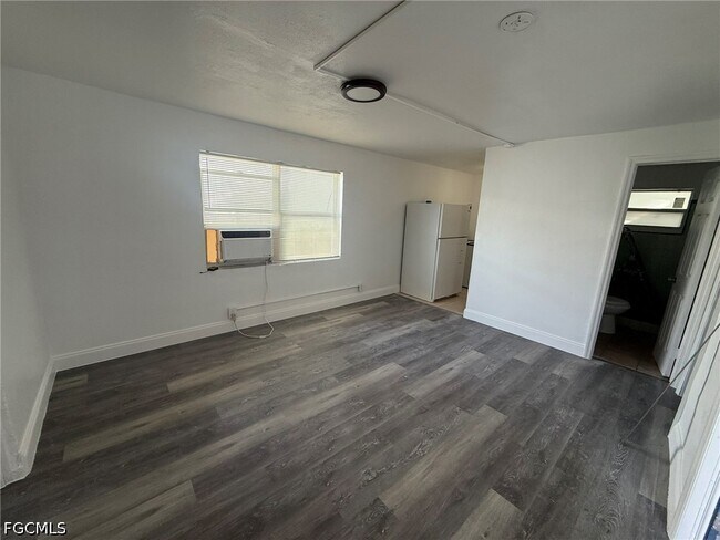 Foto del edificio - 3049 2nd St