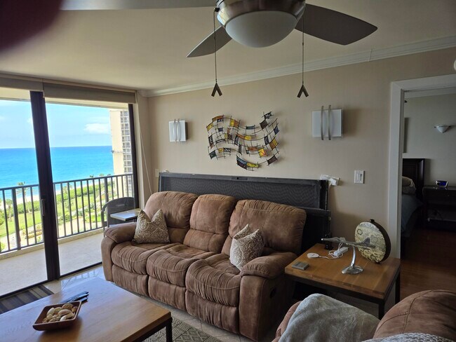 Foto del edificio - 400 Ocean Trail Way