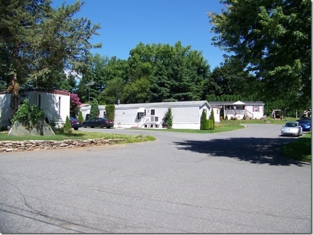 Foto del edificio - Brookside Mobile Home Park