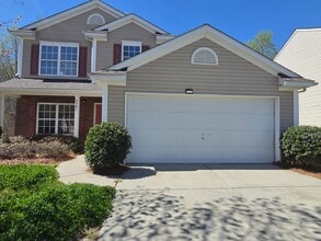 Building Photo - 2701 Buckleigh Dr