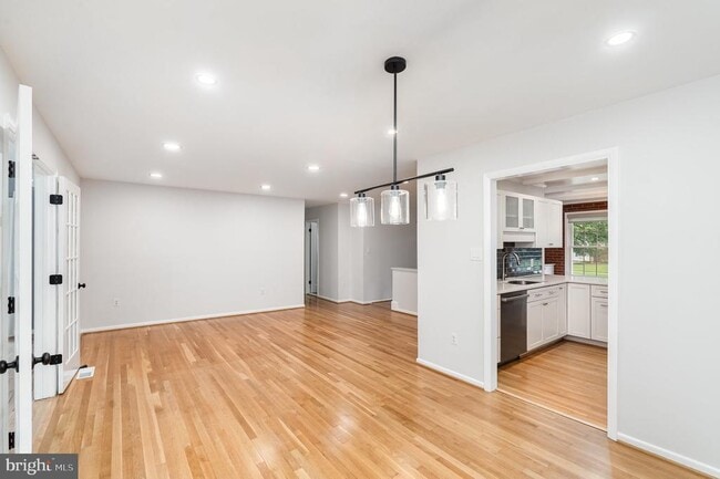 Building Photo - 10317 Cardinal Rd