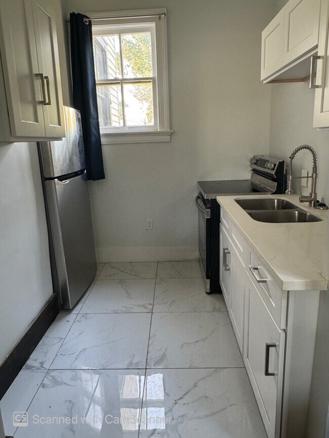 Cocina - 634 N 7th St