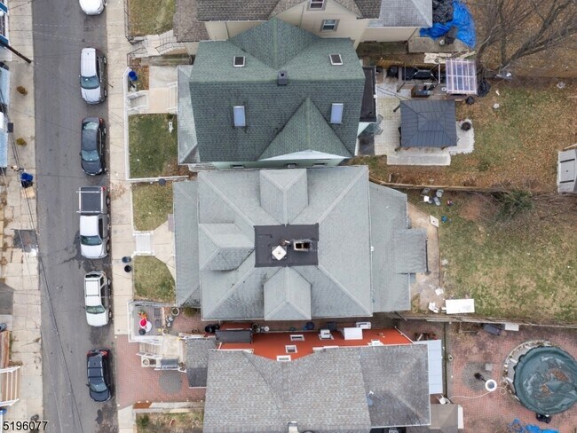 Building Photo - 6 Lowden St