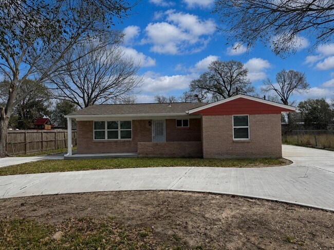Building Photo - 4127 Colgate St