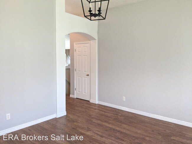 Building Photo - 6 br, 4 bath House - 6227 W Argo Circle