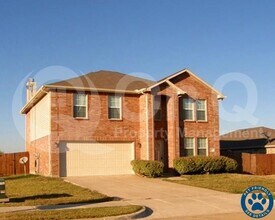 Building Photo - 616 Timberhaven Terrace