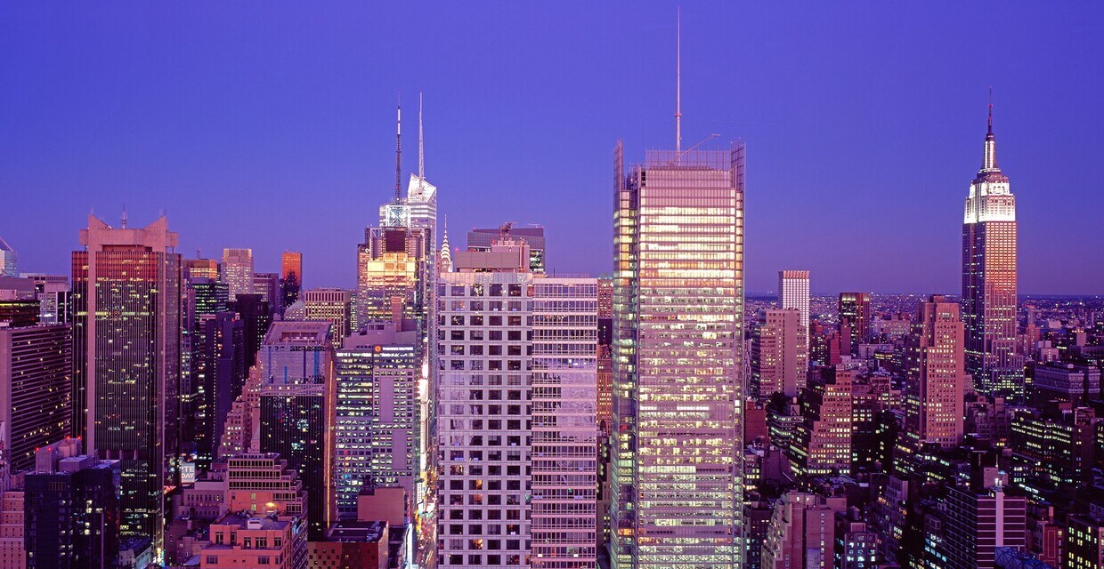 Foto principal - 450 W 42nd St