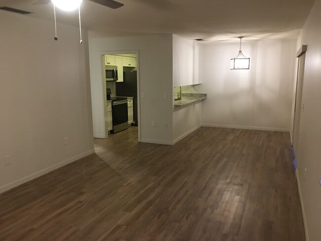 Building Photo - 245 San Paulo Cir