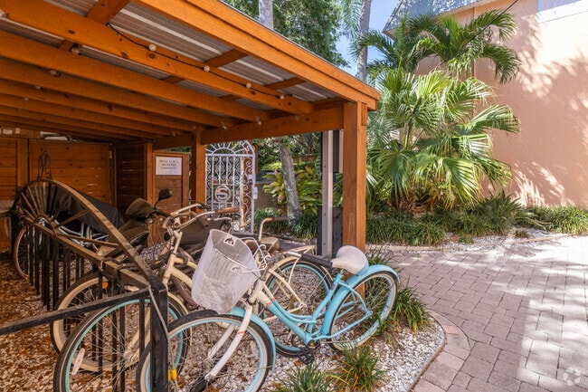 Bike Storage - Bayshore Palms at Soho