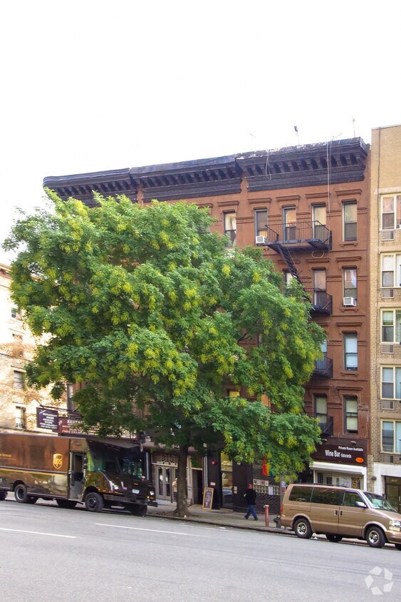 Primary Photo - 1742 Second Avenue
