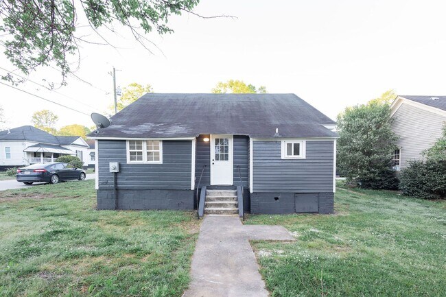 Foto del edificio - COMING SOON: Modern 2BR Upgrade Near Downtown – Move-In Ready + $500 Off!