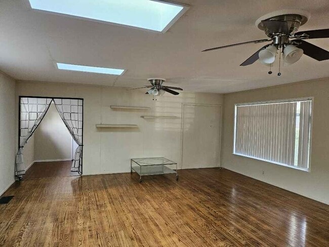 Building Photo - 173 Bel Ayre Dr