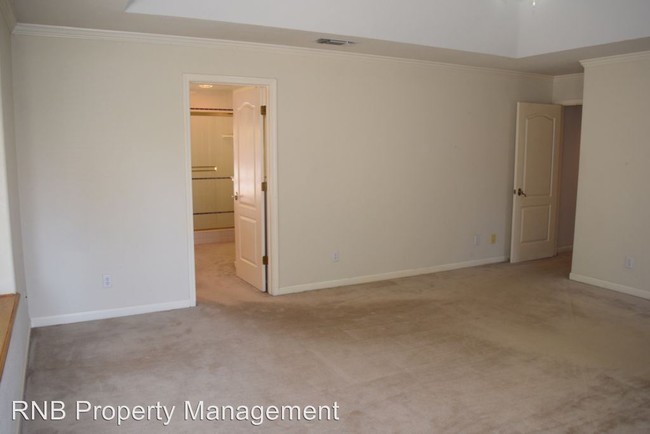 Building Photo - 4 br, 3 bath House - 2511 Sullivan Drive