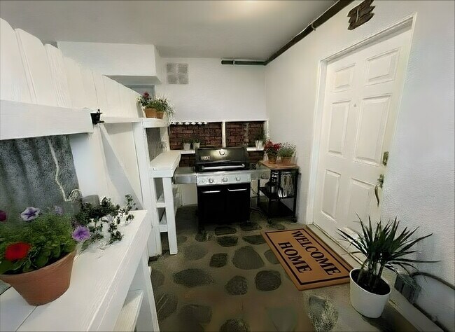 Foto del edificio - 1522 N Harvard St