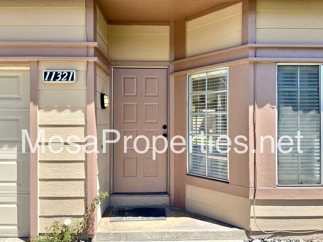 Building Photo - 11321 Oakwood Dr