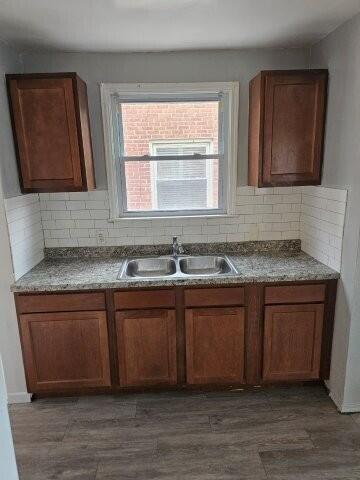 Building Photo - 18278 Manor