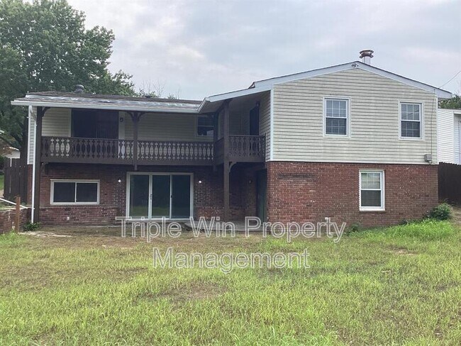 Building Photo - 563 Apex Dr