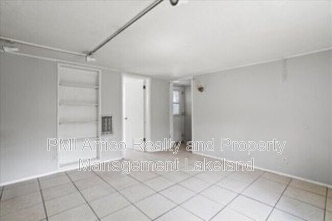 Foto del edificio - 722 W Central Ave