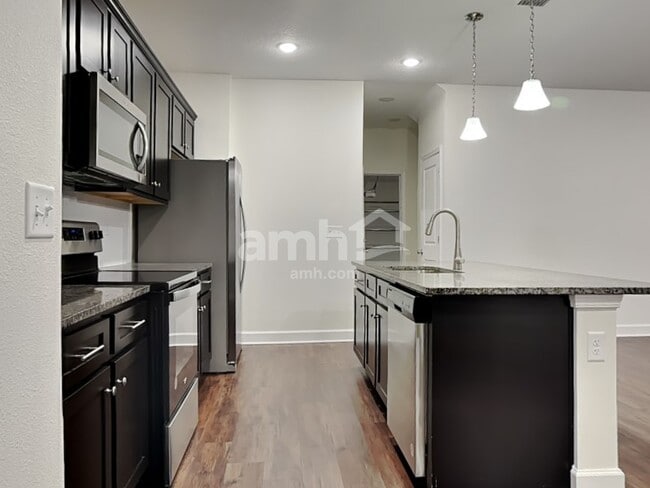 Foto del edificio - 998 Tan Tara Trl