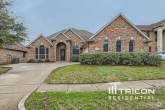 Building Photo - 7814 Longbow Ln