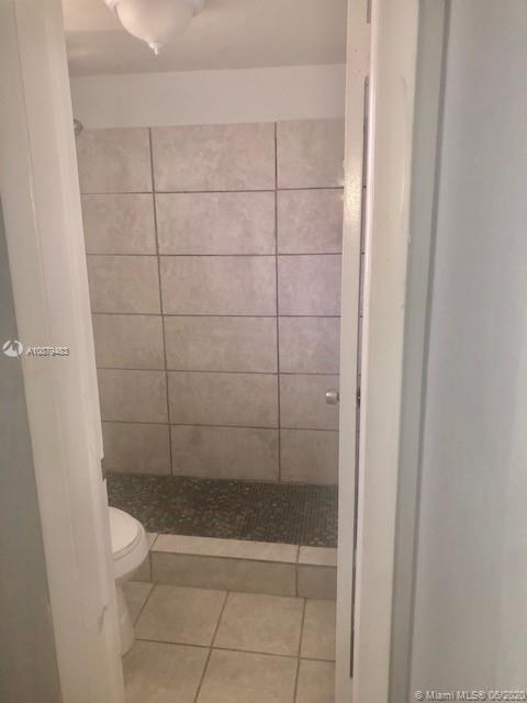 Foto del edificio - 4529 Treehouse Ln