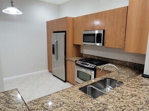 Building Photo - 3020 NW 125th Ave