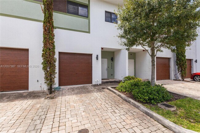 Foto del edificio - 4444 NW 9th St.