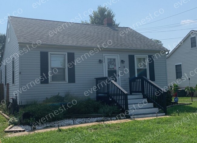 Building Photo - 222 Marion St