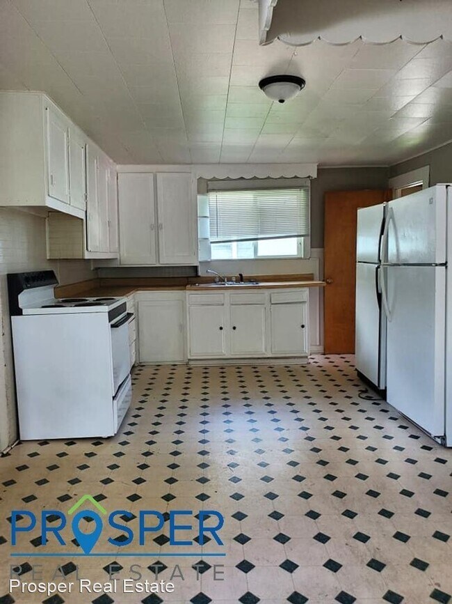 Foto del edificio - 5 br, 2 bath House - 1205 Graham Avenue