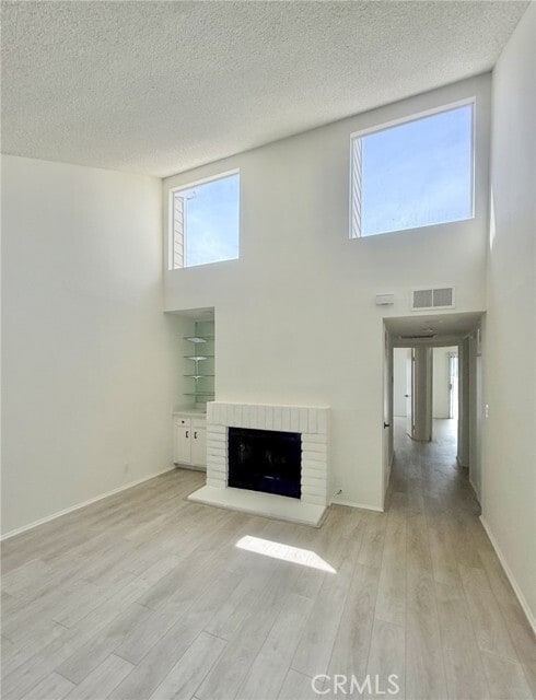 Building Photo - 14851 Mulberry Dr