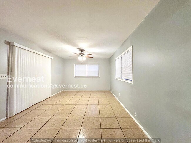 Building Photo - Spacious Home with Modern Amenities and Carport Parking