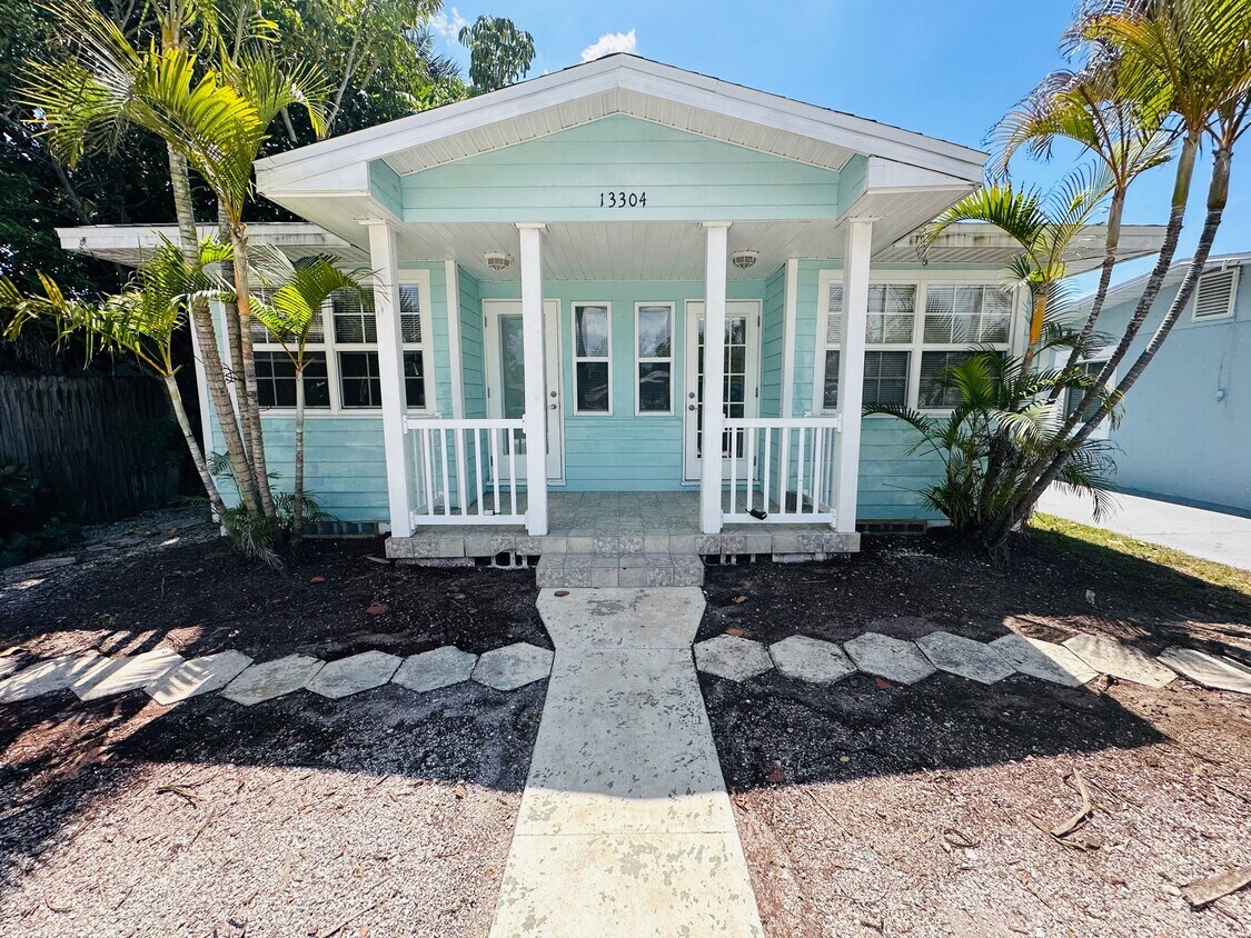Foto principal - 13304 2nd St E