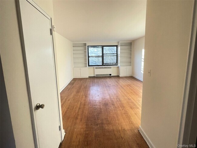 Foto del edificio - 17 Rockledge Rd