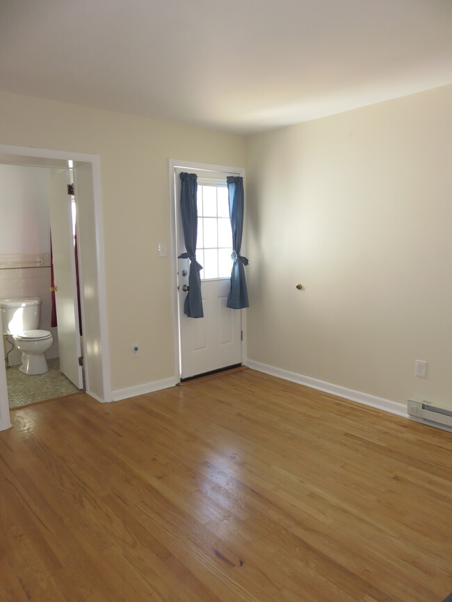 Bedroom - 155 S Hanover St