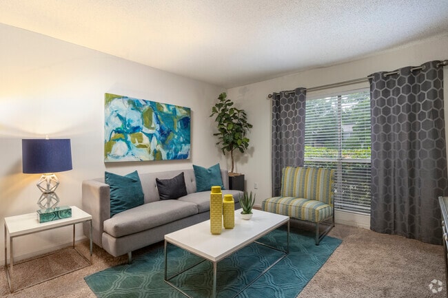 2BR, 2BA - 816SF - Living Room - Grove at St Andrews