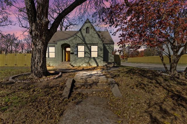 Foto del edificio - 2317 Peabody Ave