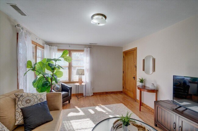 Foto del edificio - 2632 Stevens St