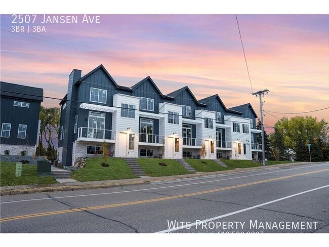 Foto del edificio - 2507 Jansen Ave