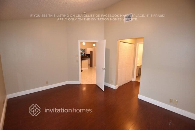 Building Photo - 100 Azalea Cir