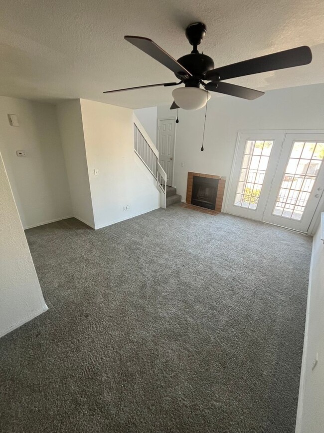 Foto del edificio - One bedroom one bathroom loft in Tulsa!