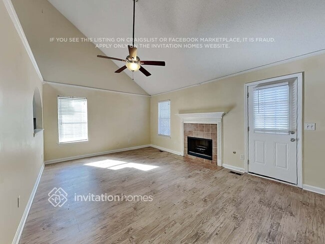Building Photo - 7339 Essex Dr