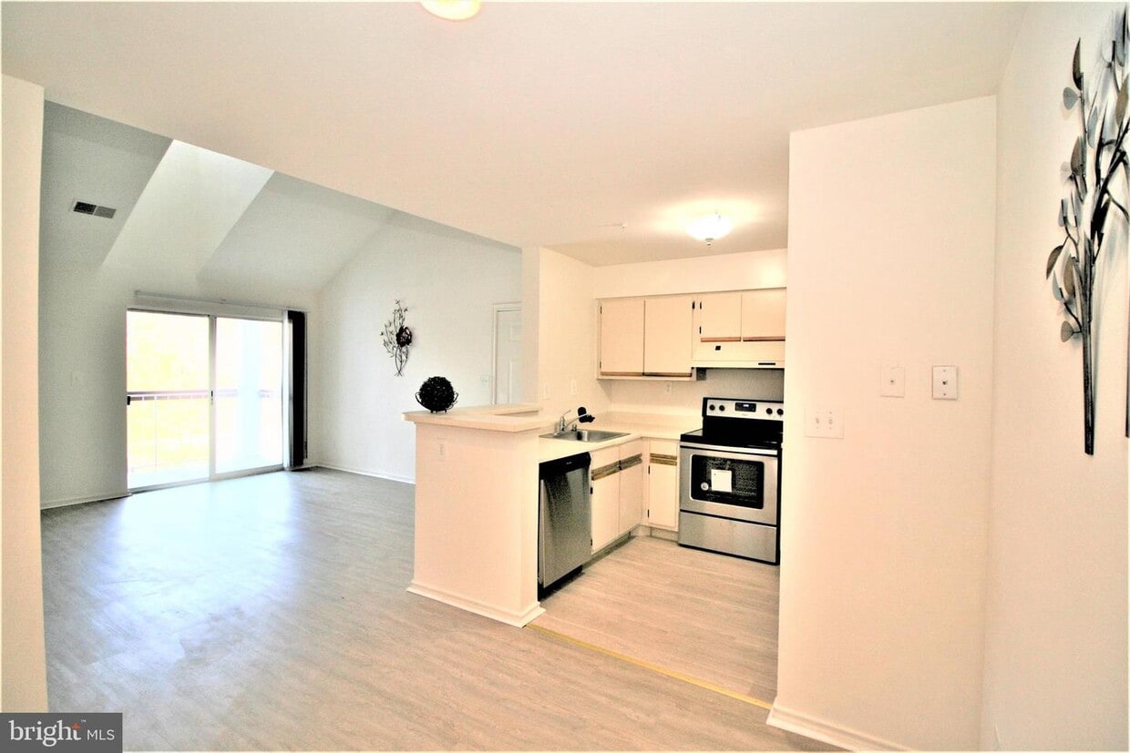 Primary Photo - 18531 Boysenberry Dr