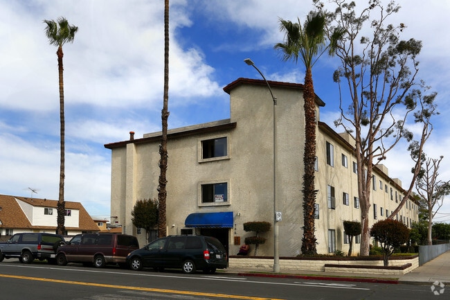 Building Photo - McDonald Apartments